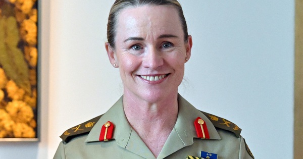 Úc lần đầu tiên bổ nhiệm phụ nữ làm tư lệnh lục quân