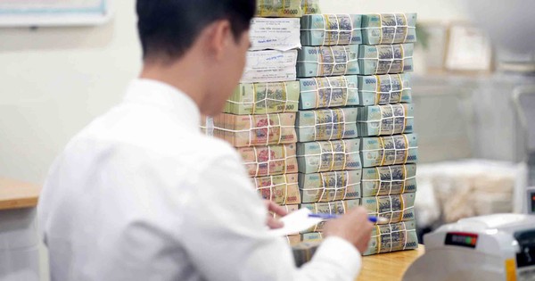 Bao giờ lãi vay giảm?