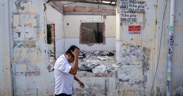 Người dân TP.HCM dỡ nhà, nhường đất mở rộng quốc lộ 13