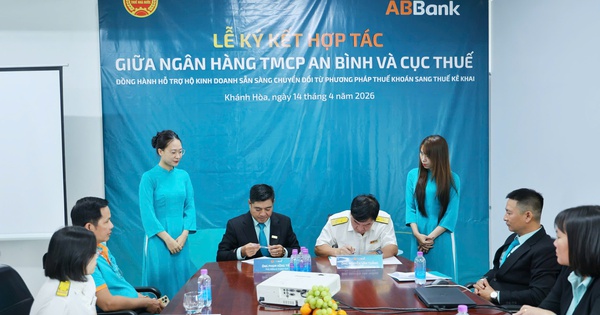 Cục Thuế và ABBANK cụm Khánh Hòa hỗ trợ hộ kinh doanh kê khai thuế điện tử