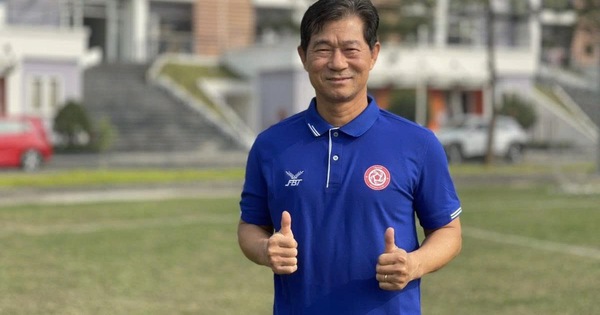 HLV Bae Ji-won dẫn dắt CLB Ninh Bình từ ngày 18.4: Đối thủ PVF-CAND đang gần chạm đáy