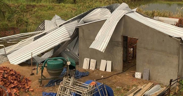 Lốc xoáy tại Gia Lai chiều 15.4, hơn 10 nhà bị tốc mái
