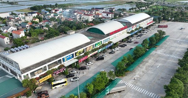 Khẩn cấp hoàn thành trạm dừng nghỉ trước lễ