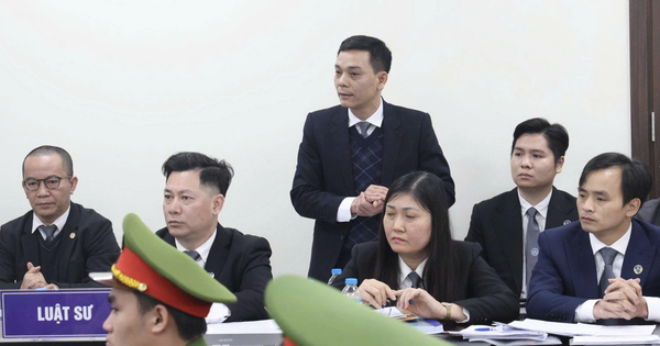 Bộ Chính trị đồng ý thí điểm luật sư công tại 8 bộ, 10 tỉnh, thành