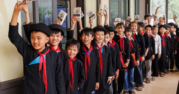 Hành Trình Từ Trái Tim: Gieo hạt giống tri thức, thắp sáng khát vọng cho học sinh vùng cao Hà Giang