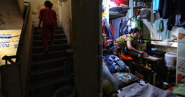 Sống trong nhà kho 2 - 3 mét vuông nơi cư xá Thanh Đa ở TP.HCM