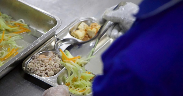 Bữa ăn bán trú: Khoảng trống của mô hình quản lý hậu kiểm