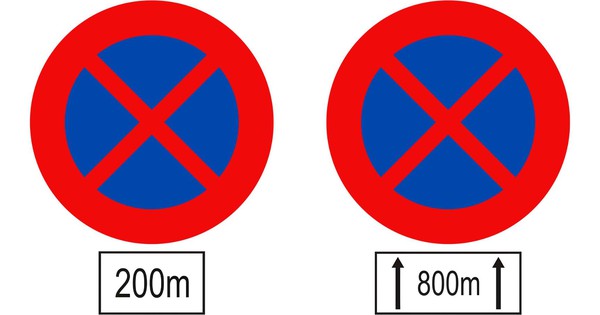 Phân biệt biển báo có ký hiệu chữ số, mũi tên phía dưới thế nào?