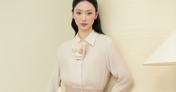 Tủ đồ của nàng công sở không thể thiếu áo sơ mi lụa trắng
