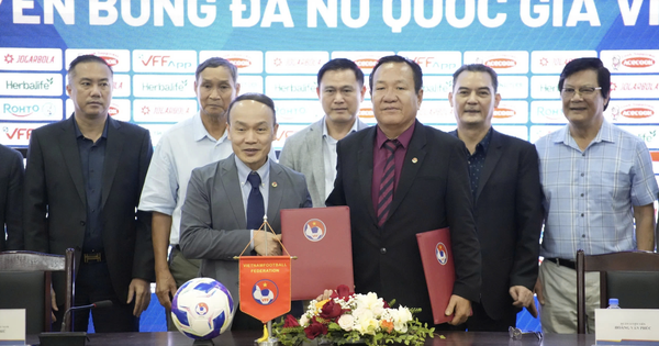 Lý do đội tuyển nữ Việt Nam không dùng thầy ngoại như đội nam, VFF nói rằng...