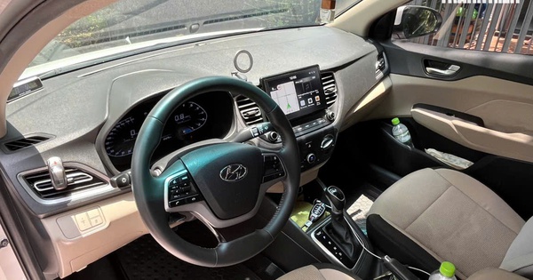 Tự rửa ô tô, nhiều chủ xe thường mắc sai lầm khi vệ sinh nội thất