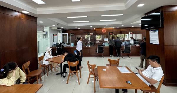 Lãi suất cao kéo thanh khoản bất động sản xuống thấp