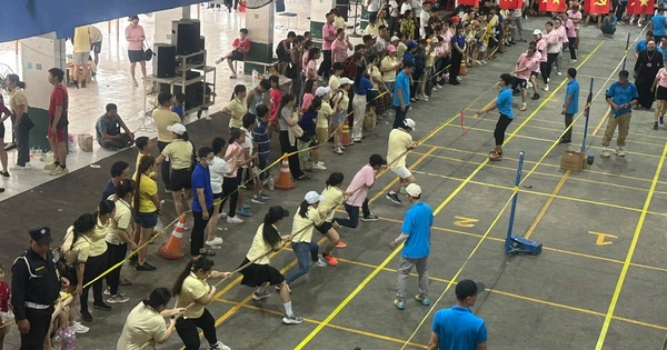 Gần 4.000 công nhân Công ty PouYuen thi chạy bộ, kéo co: Ai cũng có quà