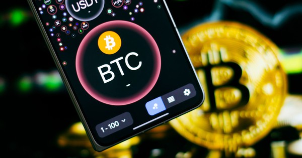 Giá Bitcoin hôm nay 2.4.2026: 'Cá voi' cược lớn thị trường sẽ sụp đổ