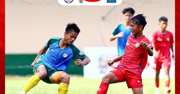 Có Huỳnh Đức, U.15 TP.HCM vẫn thua ngược cực kỳ đáng tiếc