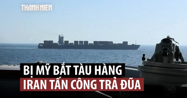 Iran nói tung UAV tấn công tàu quân sự Mỹ ở Hormuz