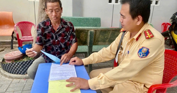 Xử lý người đàn ông dùng biển số giả, cư xử hung hãn sau va quẹt xe