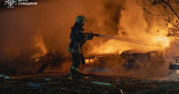 Chiến sự Ukraine ngày 1.518: Nga áp sát 'vành đai pháo đài' Donbass