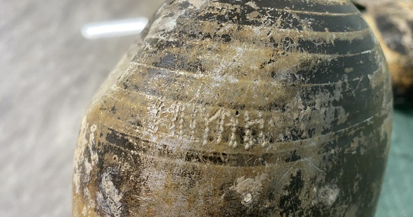 Phát hiện thêm 2 hài cốt liệt sĩ cùng bình tông khắc chữ tại cao điểm 278