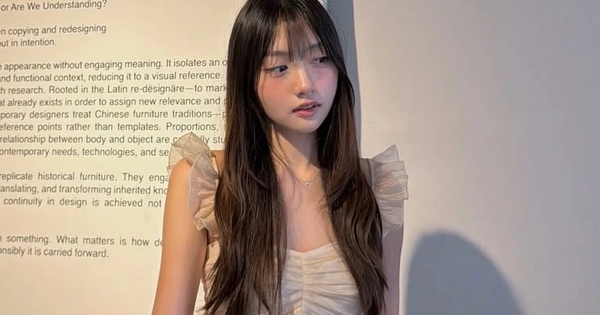 Tôn dáng cùng áo bèo nhún cho vẻ ngoài đáng yêu