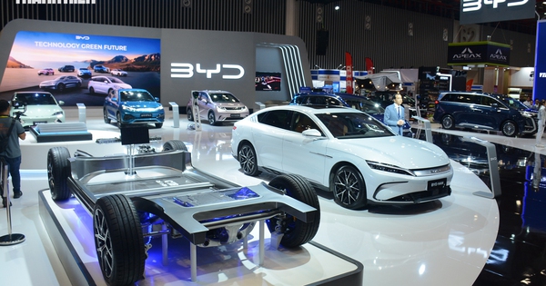 Ô tô Trung Quốc ồ ạt vào Việt Nam, xe giá rẻ từ Indonesia chiếm ưu thế