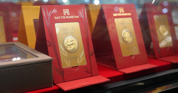 Giá vàng 'thủng' mốc 170 triệu/lượng