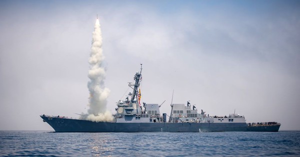 Các nhà thầu quân sự Mỹ tăng trưởng mạnh vì xung đột Iran