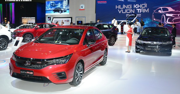 Tiêu thụ ô tô sedan sụt giảm, người Việt ưa chuộng xe nào nhất?