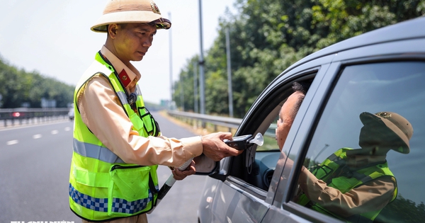 Vì sao nhiều trường hợp vi phạm bị CSGT phạt hơn 100 triệu đồng?