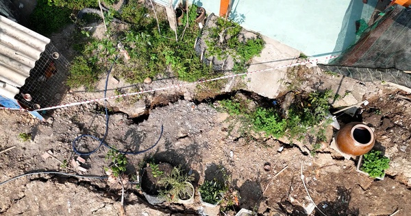 Sạt lở bờ sông Vàm Cỏ Tây lan rộng: Nhà nứt toác, dân sống trong nơm nớp