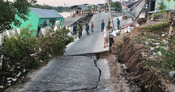 Sạt lở tại Cà Mau, 60 mét lộ nứt toác trượt xuống sông