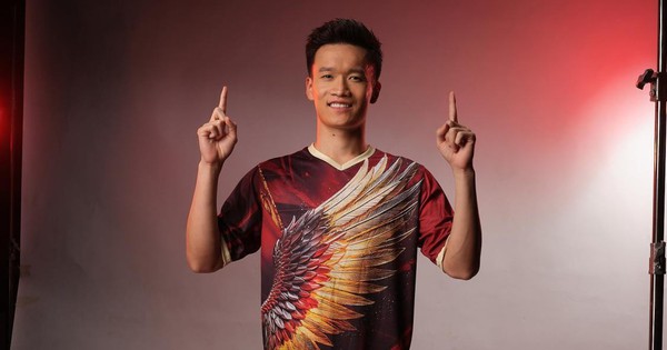 Nguyễn Hoàng Đức trở thành tiền vệ Việt Nam đầu tiên      mùa thẻ PRIME của FC Online