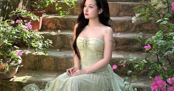 Nghỉ dưỡng mùa hè mặc gì để vừa mát vừa sang?