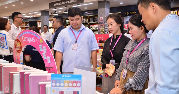 Fahasa khai trương không gian văn hóa Nhật Bản Kokuyo tại nhà sách Nguyễn Huệ