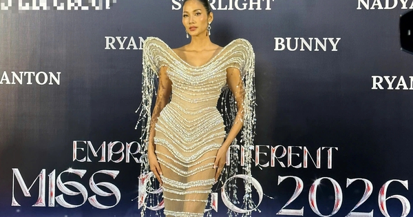 Á hậu Hoàng Thùy: 'Vẻ đẹp khác biệt đến từ nỗ lực không ngừng'