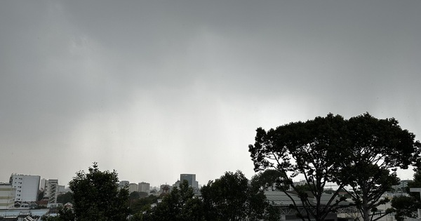 TP.HCM và miền Đông có mưa vàng giải nhiệt; nắng nóng cục bộ còn kéo dài