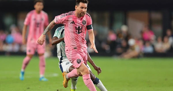 Messi và Suarez vẫn chưa thể giúp Inter Miami thắng trên sân nhà mới, vận son chưa đến