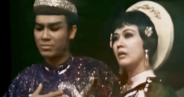 Nghệ sĩ thổn thức khi xem 'Tiếng trống Mê Linh' sau gần 50 năm