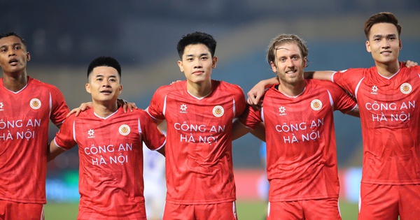 Đình Bắc ghi bàn như… máy, HLV Kim sớm định hình hàng công đội tuyển Việt Nam