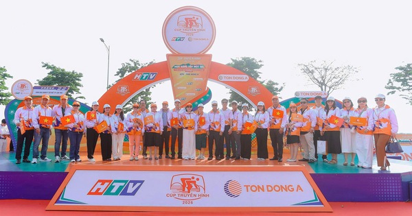 Khách hàng Tôn Đông Á khuấy động đường đua Cúp truyền hình