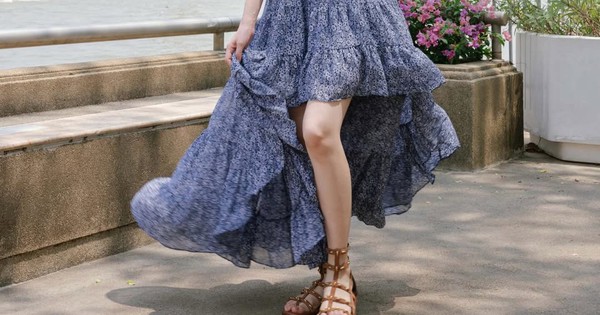 Những đôi xăng đan mùa hè đang được nàng sành điệu săn đón