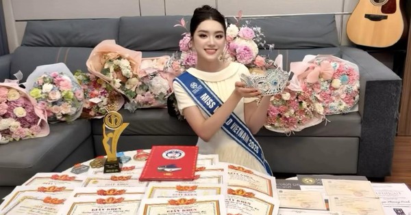 Hoa hậu Phan Phương Oanh có thành tích học tập đáng nể