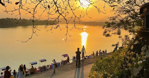 Đến Huế, lên chùa Thiên Mụ nhớ dừng chân để ăn… đậu hũ