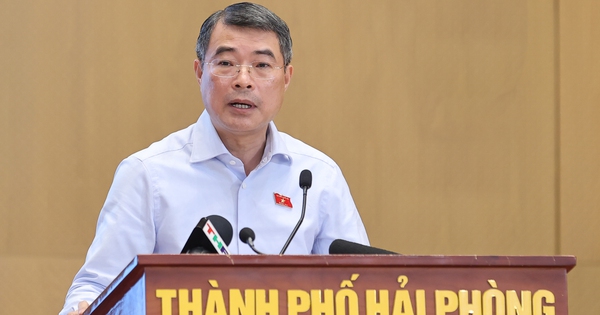 Thủ tướng: Tuần tới ban hành nghị định nâng mức chịu thuế hộ kinh doanh lên 1 tỉ