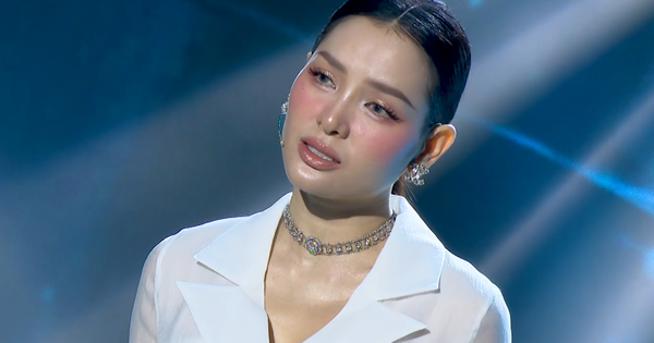 Nữ ca sĩ giờ là mẹ 3 con, nói rõ quan điểm làm nghề ở tuổi 38