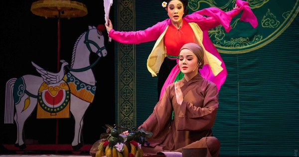 Bao dung, nuôi dưỡng để có tập đoàn công nghiệp văn hóa