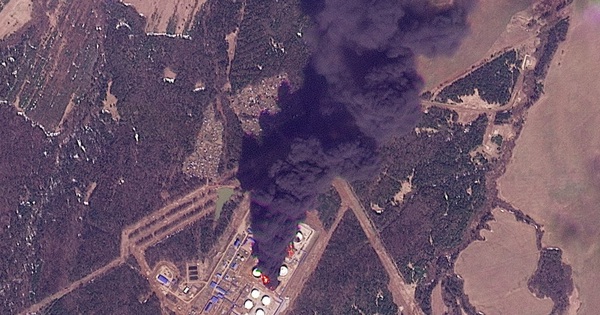 Chiến sự Ukraine ngày 1.527: UAV tấn công nhiều nơi, ông Putin đề xuất ngừng bắn