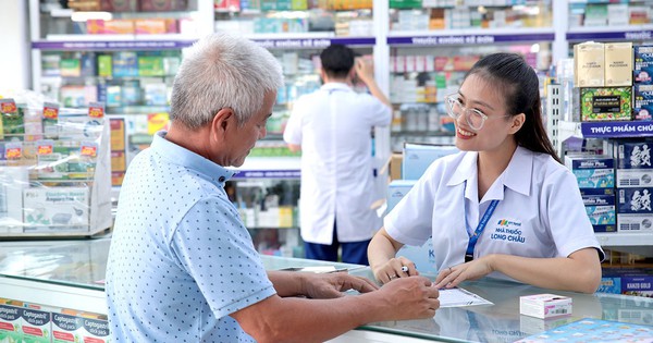 Góp thưởng từ yêu thương, 'Ví Khỏe Nhà Ta' của Long Châu gắn kết gia đình đa thế hệ