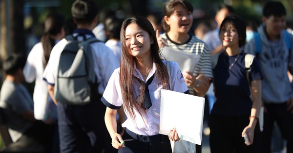 Số thí sinh dự thi tranh suất sớm vào đại học cao kỷ lục