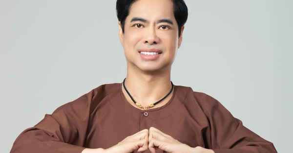 Ngọc Sơn bật khóc khi nhắc lại câu chuyện phía sau bài hát 'Tình cha'